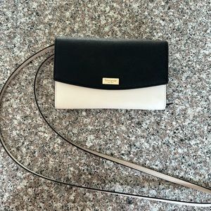 Kate Spade Two-toned Wallet Crossbody